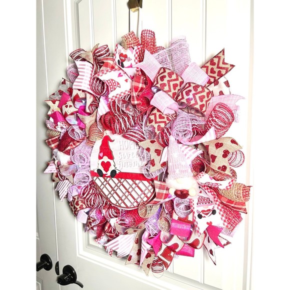Handmade Valentine’s Home Sweet Gnome Ribbon Prelit Wreath 22 ins LED W19 - Picture 2 of 12